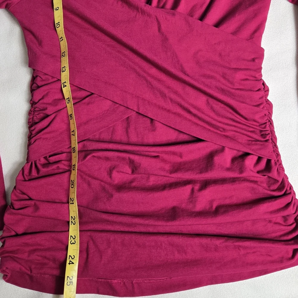 Sundance Vanessa Long Sleeve Ruched Wrap Magenta V-neck Line Top, Size M - Picture 4 of 6